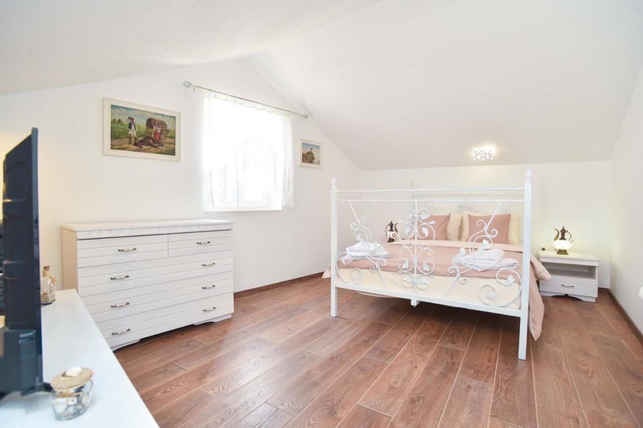 Apartman Senka Budva Zewnętrze zdjęcie